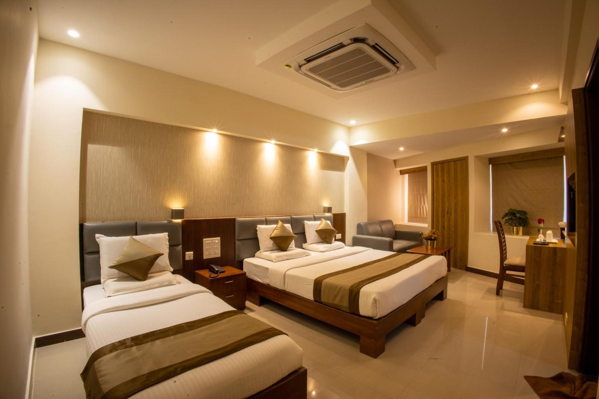 Metro Plaza Hotel Mangalore Exterior foto