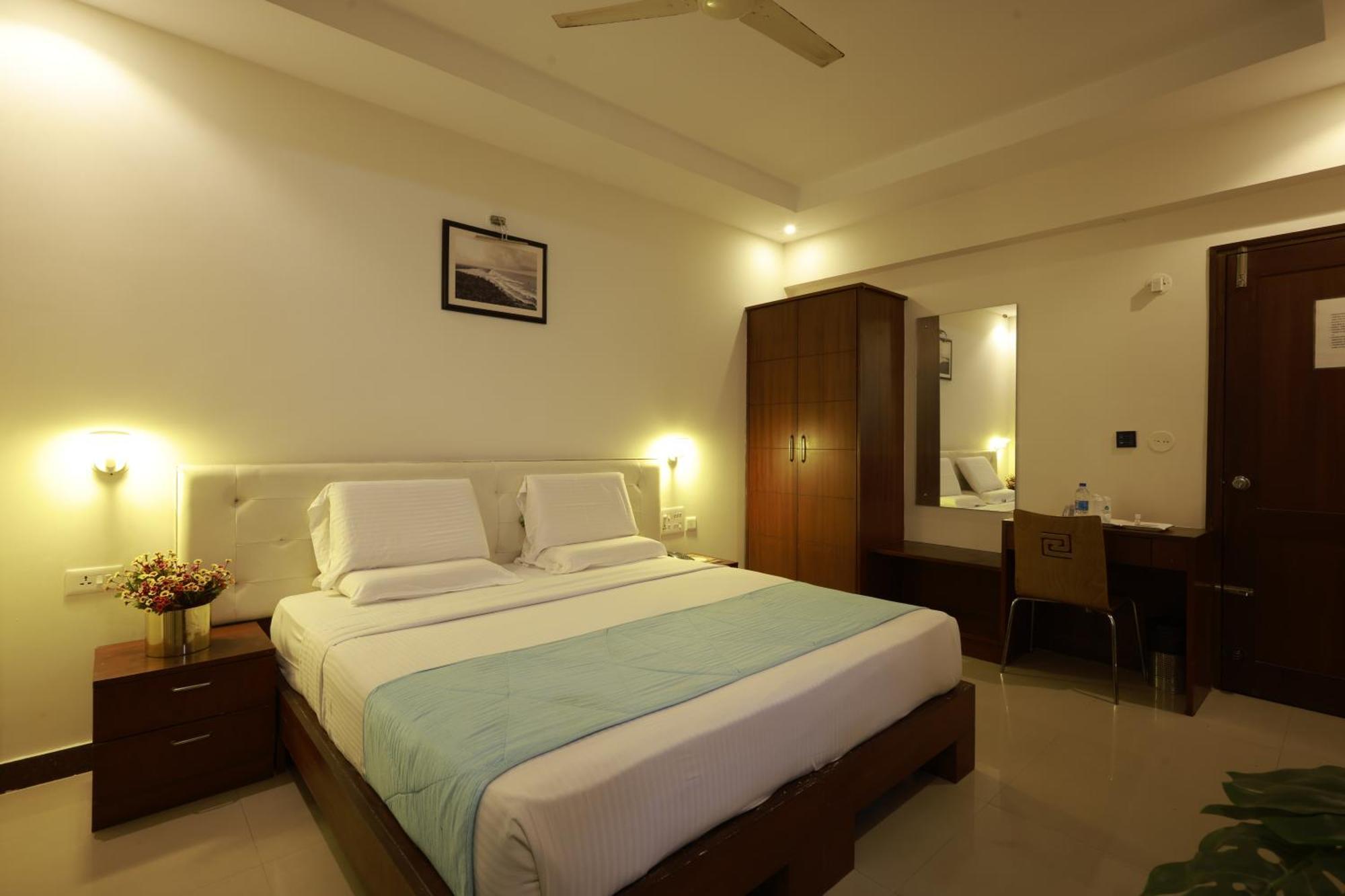 Metro Plaza Hotel Mangalore Exterior foto